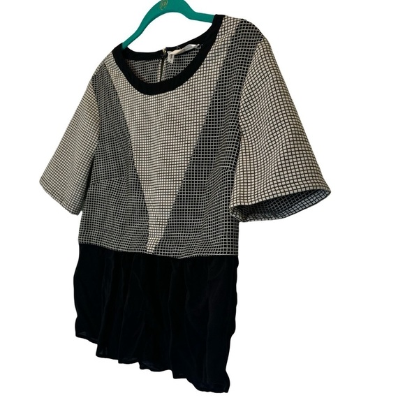 BCBGeneration Black White Checkered Short Sleeve Blouse Size S - Picture 4 of 17